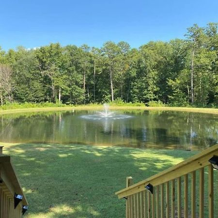 Serene 1Br Cabin Near Nc Z00 With Loft & Waterview Asheboro Buitenkant foto
