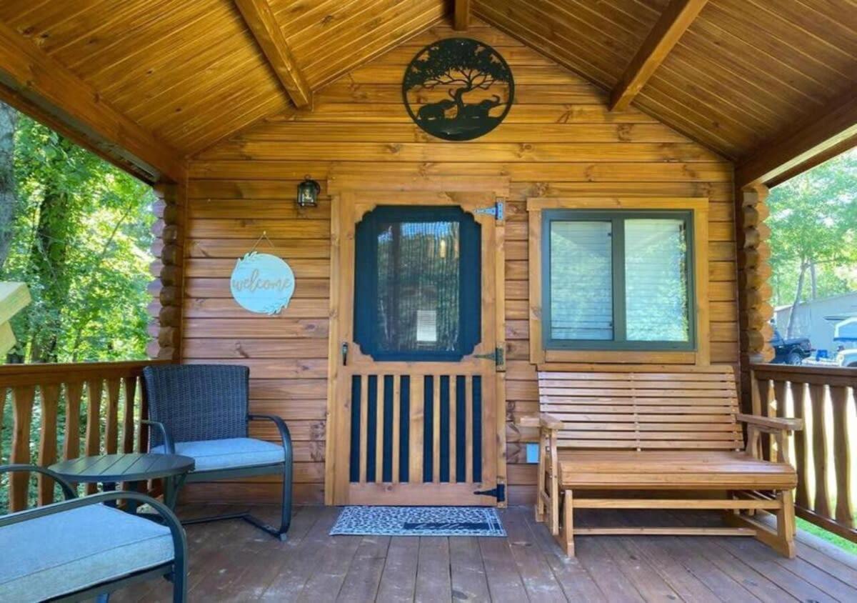 Serene 1Br Cabin Near Nc Z00 With Loft & Waterview Asheboro Buitenkant foto