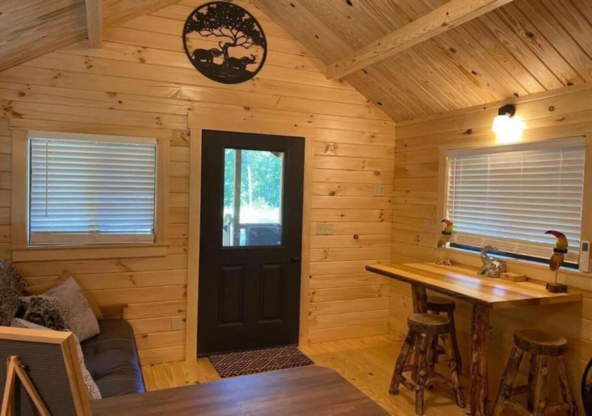 Serene 1Br Cabin Near Nc Z00 With Loft & Waterview Asheboro Buitenkant foto